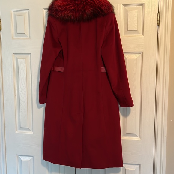 Ladies red dress coat - Picture 3 of 4